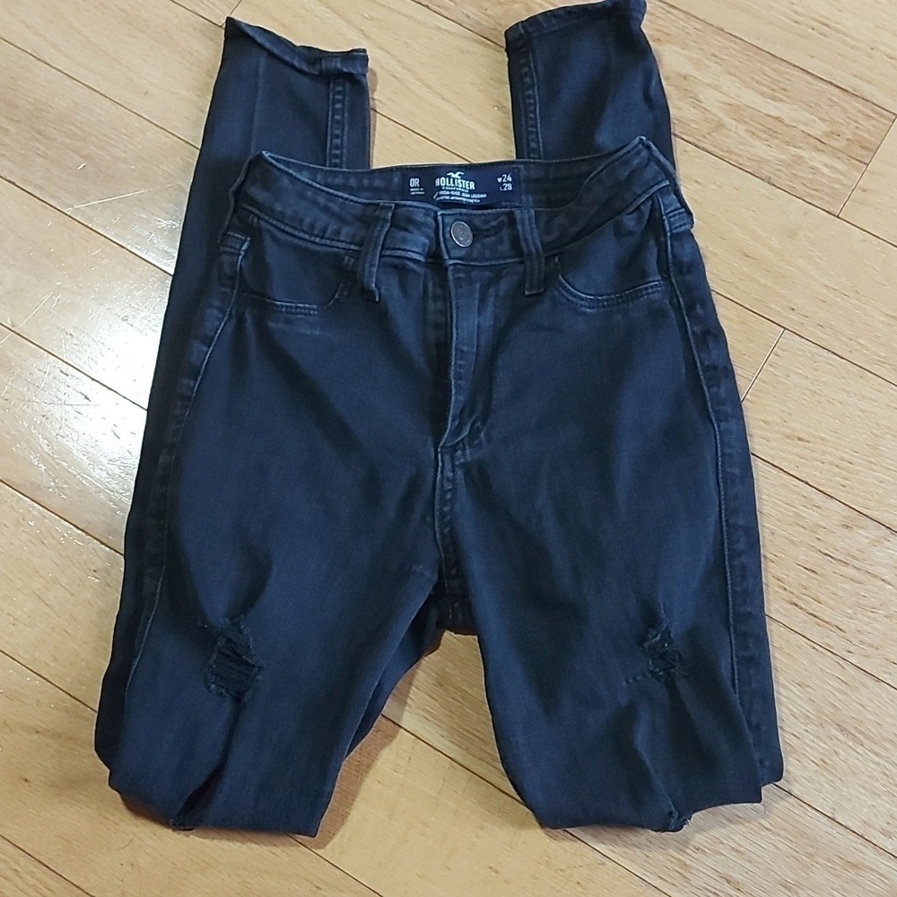 Hollister jeans size 24 rip jeans black